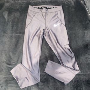 Nike leggings
